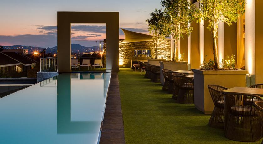 Protea Hotel Fire & Ice! By Marriott Pretoria Menlyn Exterior foto
